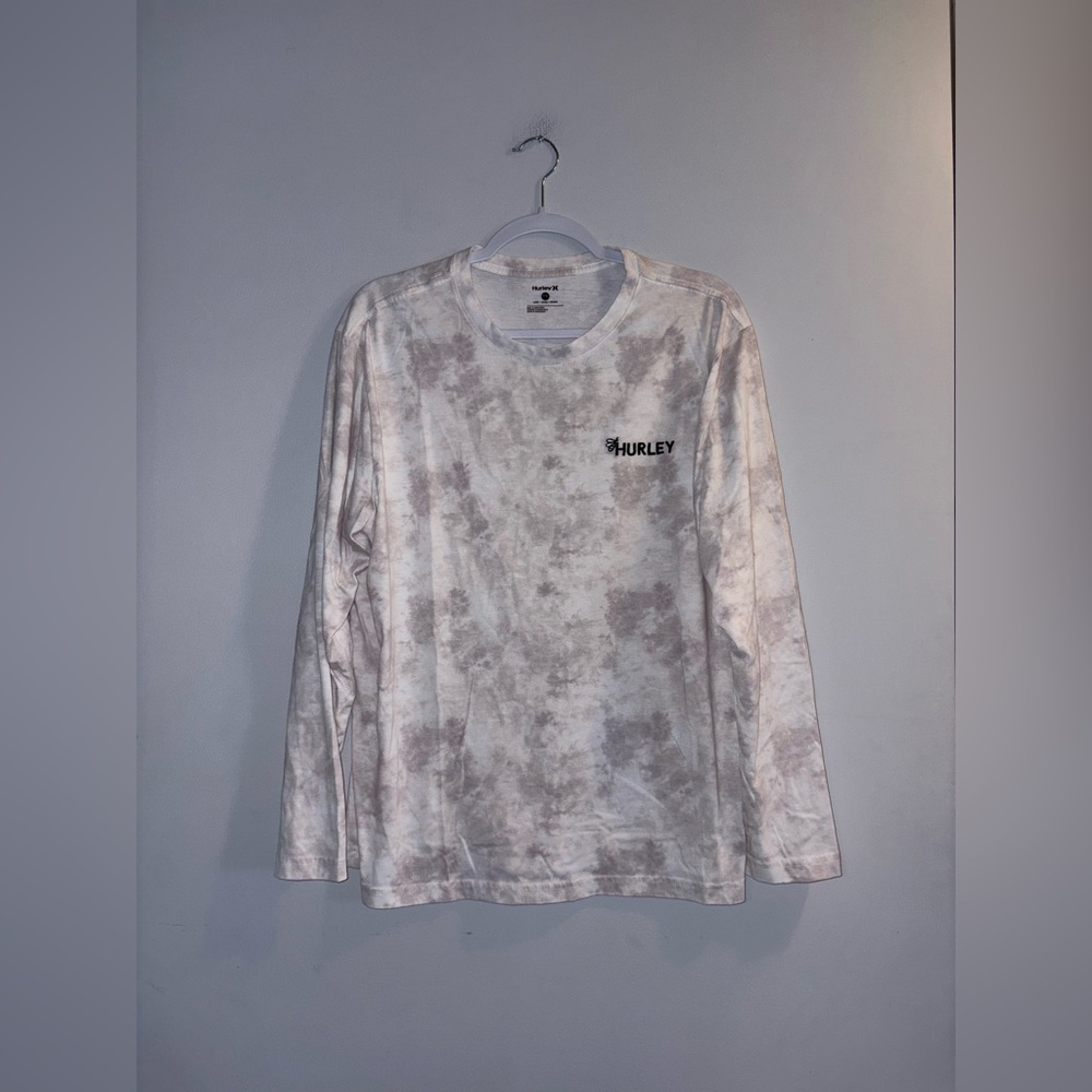 Hurley - Cream Longsleeve (Men’s)